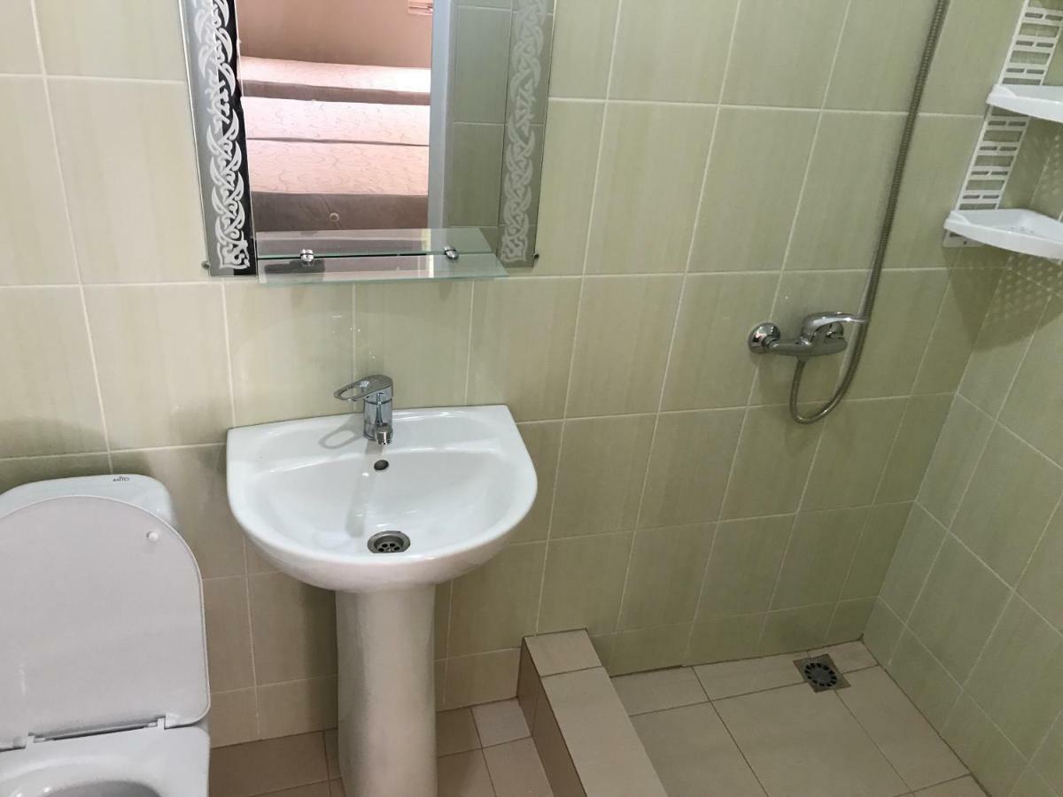 Ainar Hotel Gagra Buitenkant foto