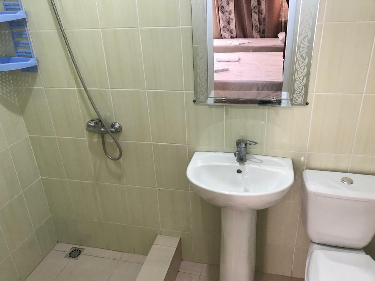 Ainar Hotel Gagra Buitenkant foto