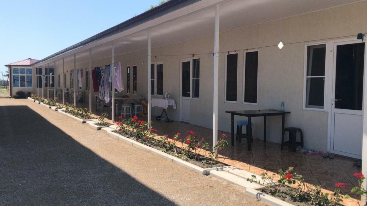 Ainar Hotel Gagra Buitenkant foto
