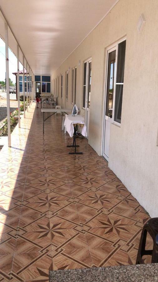 Ainar Hotel Gagra Buitenkant foto